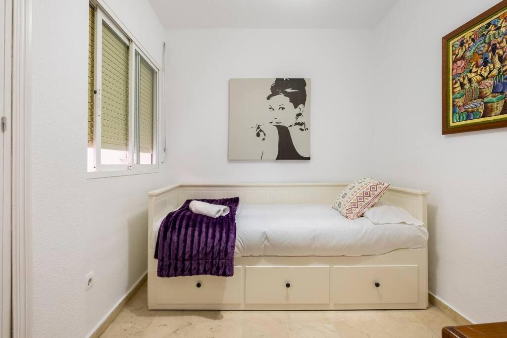 Apartamento Centro Ferrandiz Parking Gratis Málaga Exterior foto