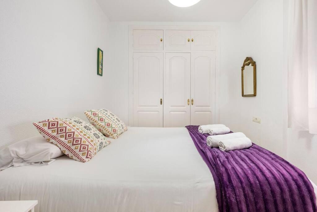 Apartamento Centro Ferrandiz Parking Gratis Málaga Exterior foto